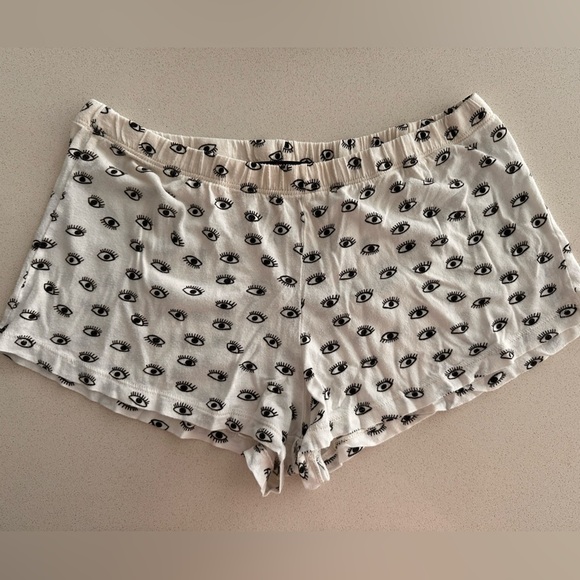 Brandy Melville Eye Print Women's Shorts - Picture 2 of 4